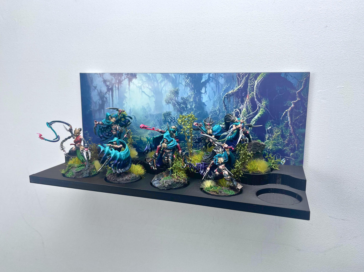 Stick on Unit Display Shelf for Warhammer and other round base miniature games - Fits 25mm to 60mm Miniatures, Great for Wargame Enthusiasts