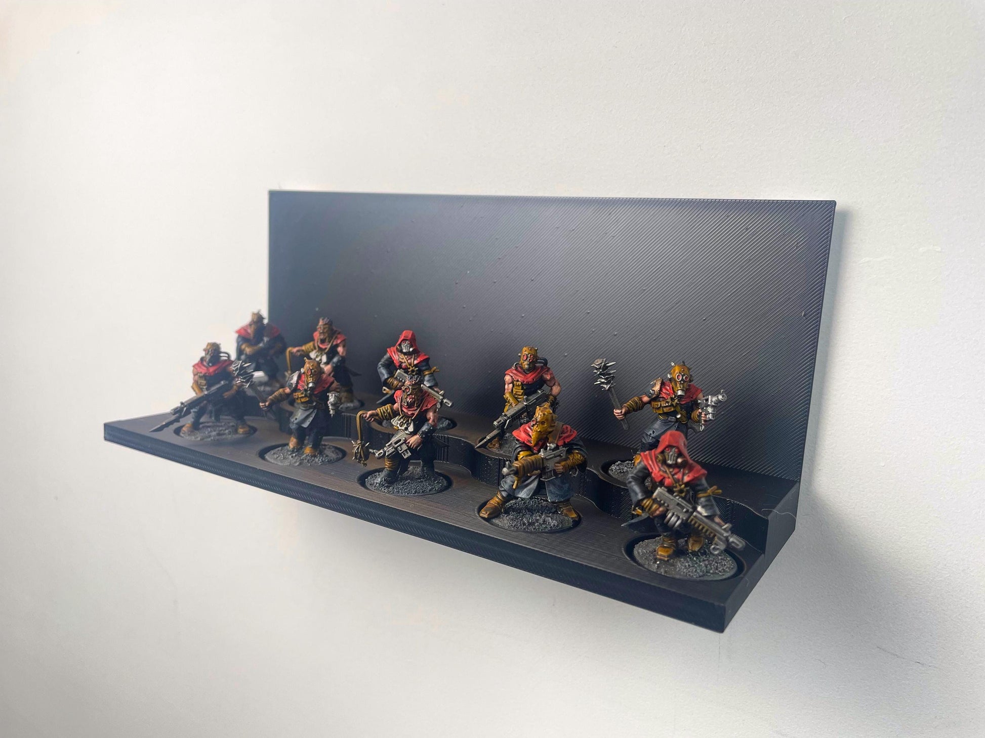 Stick on Unit Display Shelf for Warhammer and other round base miniature games - Fits 25mm to 60mm Miniatures, Great for Wargame Enthusiasts