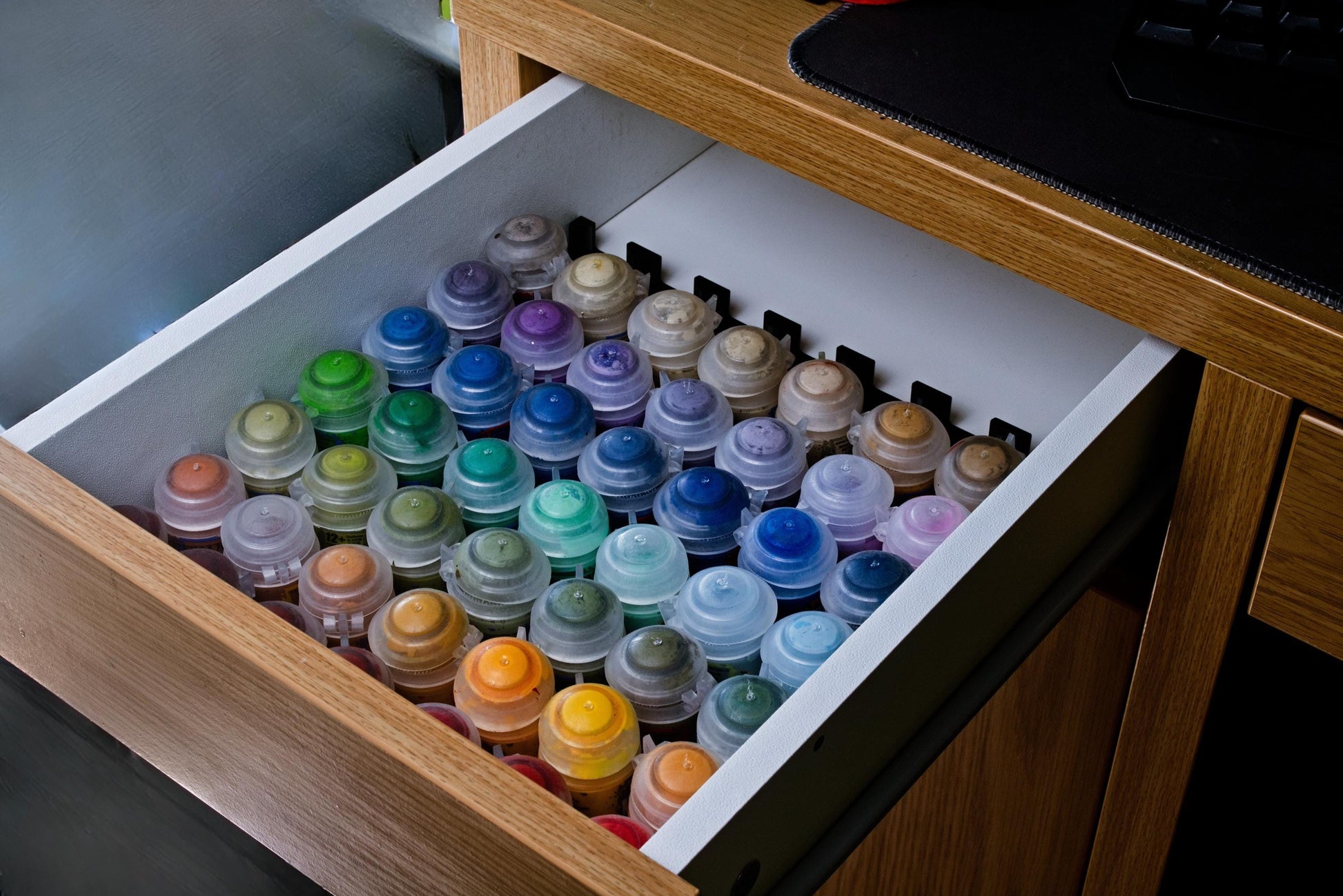 32mm Paint Pot Drawer Organizers – Upright Holders for Bottles, Inks, Oils | Warhammer & Miniature Painting Storage